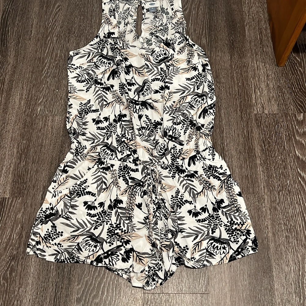 Romper & hoodie - Gap & Old Navy